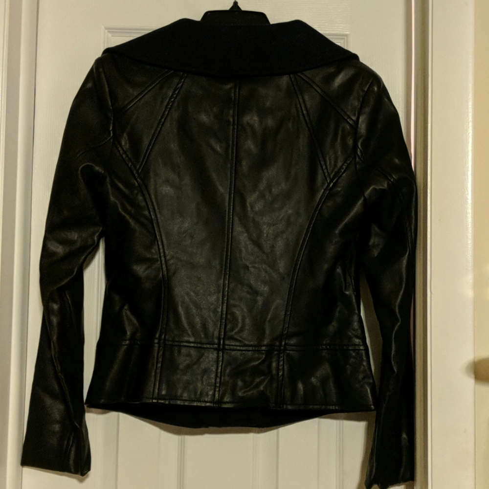 Clothes - Picture 2 of 2